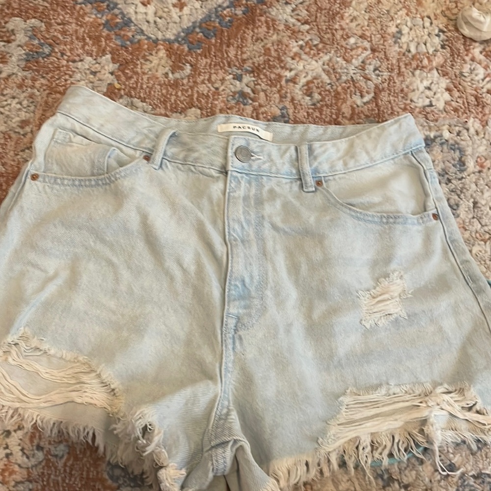 PacSun high-rise Festival jean shorts size 29 light wash, never worn